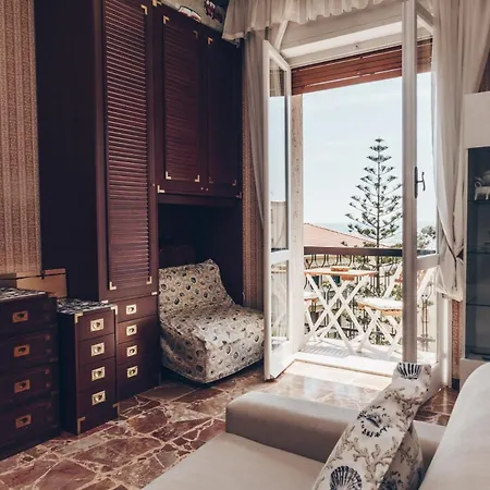 273 - Casa Ivanoe, 500metri Dal Mare E Le Spiagge Di Imperia